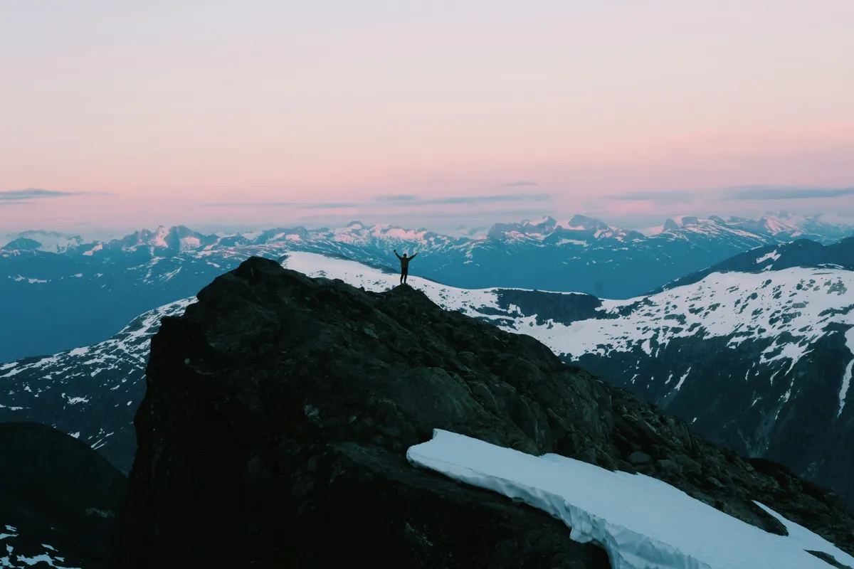 The new era of dating your employer